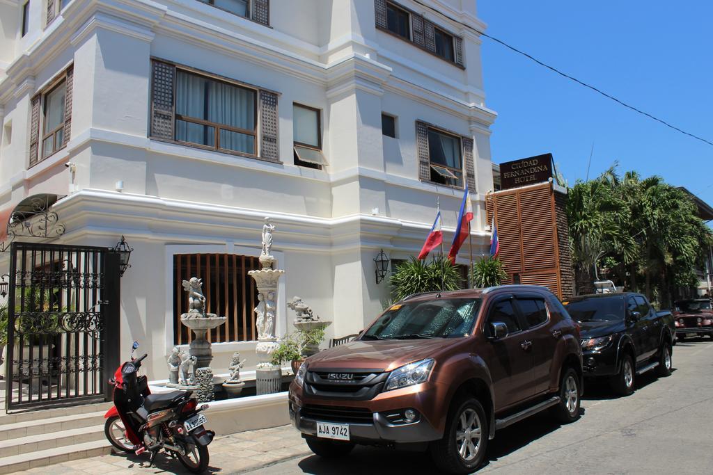 Ciudad Fernandina Hotel Vigan Bagian luar foto