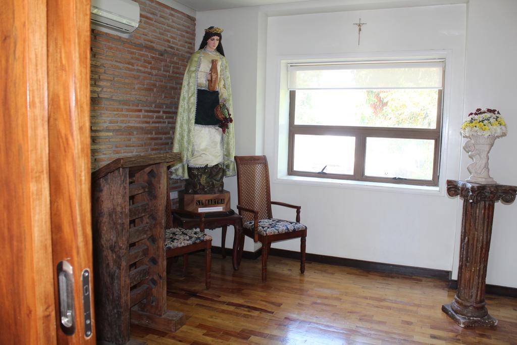 Ciudad Fernandina Hotel Vigan Bagian luar foto
