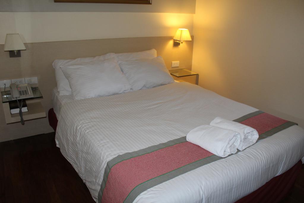 Ciudad Fernandina Hotel Vigan Bagian luar foto