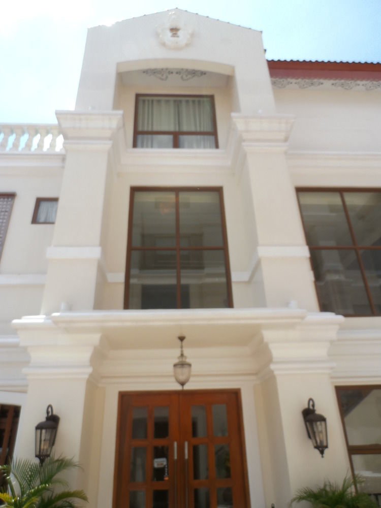 Ciudad Fernandina Hotel Vigan Bagian luar foto
