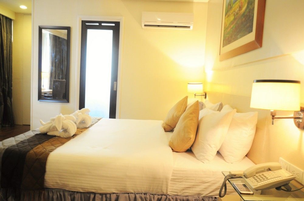 Ciudad Fernandina Hotel Vigan Bagian luar foto